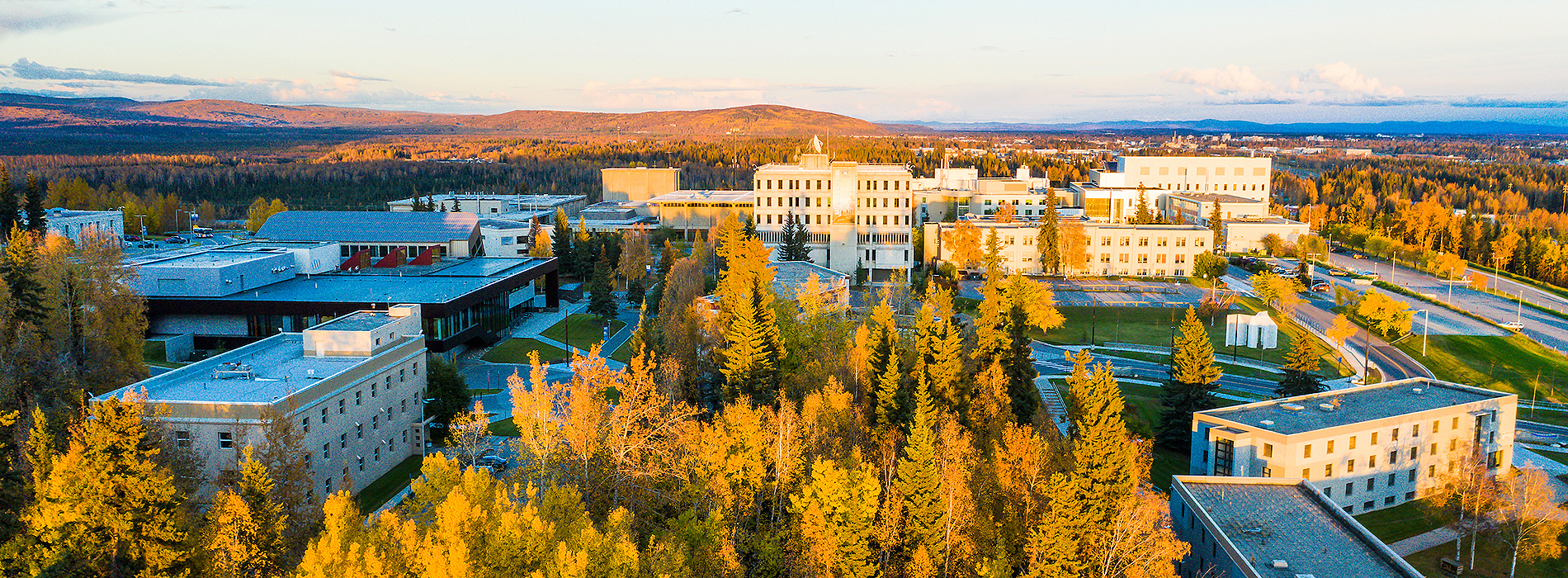 Aerial view of ϲͶעapp Troth Yeddha campus in Fairbanks in autumn.